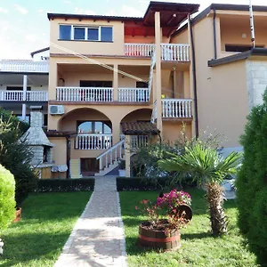 Zdravko , Štinjan Kroatien
